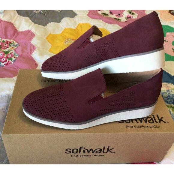 SoftWalk Burgundy Flats with White Soles - Picture 4 of 6